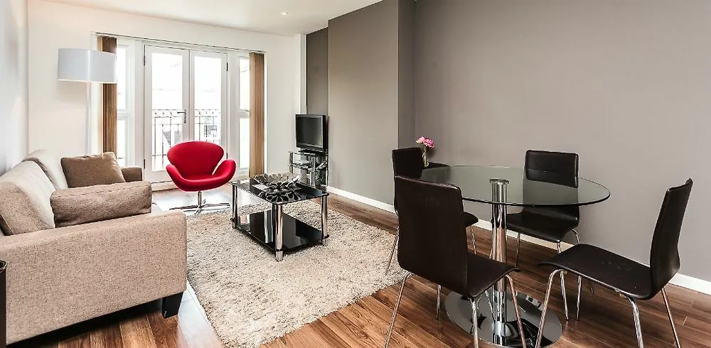 Native Hoxton Hotel London